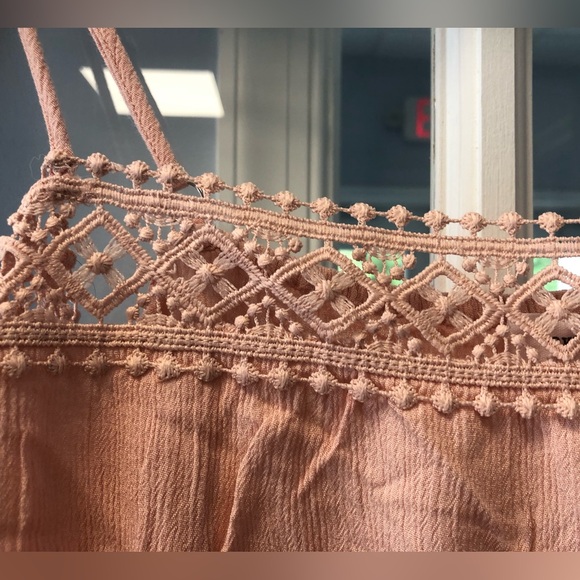 Cute Pink Crop Too Style Tank-top, by Eyeshadow, Size CL - Picture 2 of 7